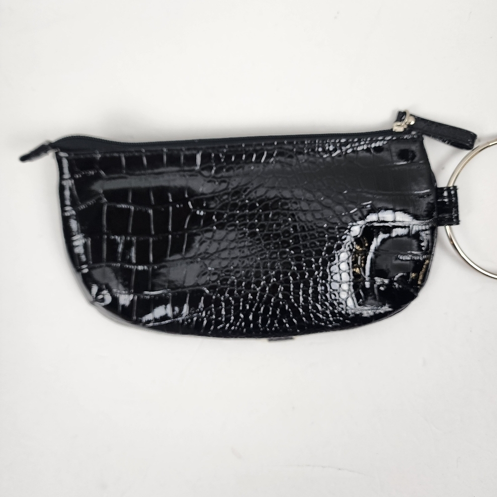 Chateau Black and White Flower In Zebra Print Wristlet With Metal Silver Ring - Picture 4 of 7